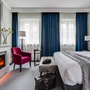 Large Double or Twin Room